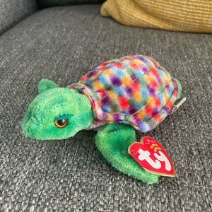 2001 Ty Beanie Babies 6 inch Zoom the Sea Turtle Rainbow Shell